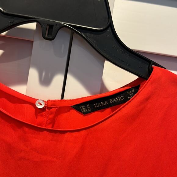 Zara Basic Pre Loved Blouse with high/ low and back bottom drape. - Picture 4 of 9